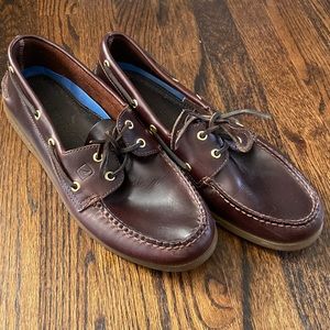 Men’s dark brown Sperry boat shoes. Like new